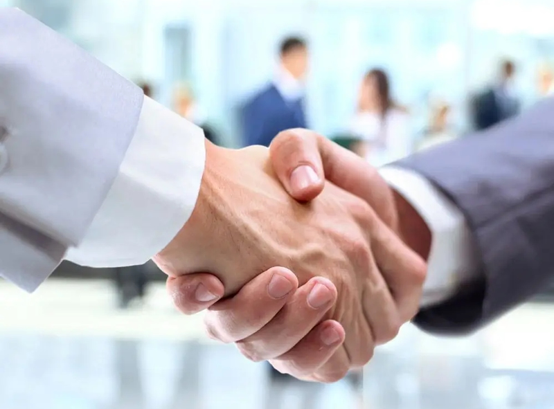 鑫松電器教您如何選購半導(dǎo)體電子防潮柜